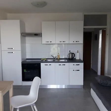 Azg Apartman Rabac