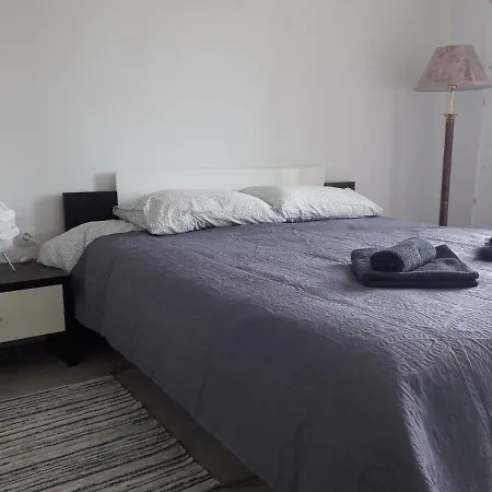 Azg Apartman Apartment