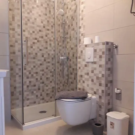 Apartment Azg Apartman